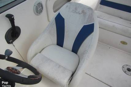 Rinker 212 Captiva Bowrider