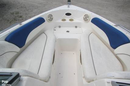 Rinker 212 Captiva Bowrider