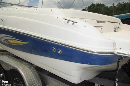 Rinker 212 Captiva Bowrider