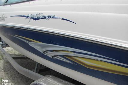 Rinker 212 Captiva Bowrider