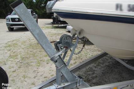 Rinker 212 Captiva Bowrider