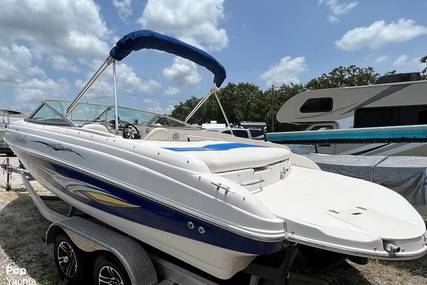 Rinker 212 Captiva Bowrider