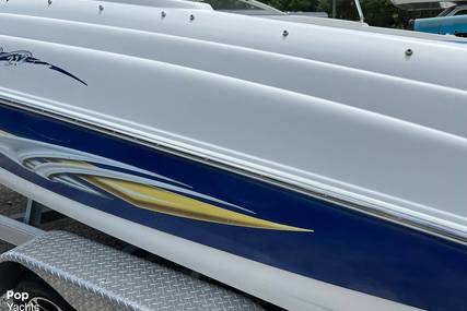 Rinker 212 Captiva Bowrider