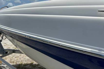 Rinker 212 Captiva Bowrider