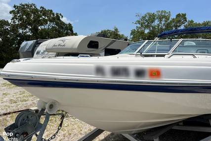 Rinker 212 Captiva Bowrider