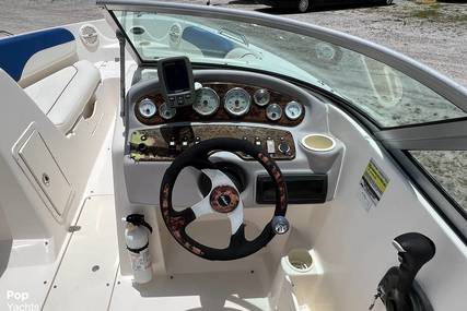 Rinker 212 Captiva Bowrider