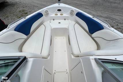 Rinker 212 Captiva Bowrider