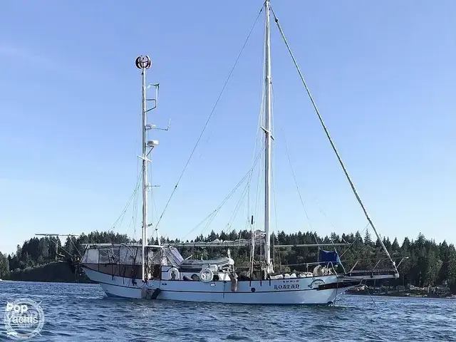 Sutton Boat Works Pinkie Ketch Motorsailer