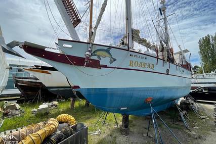 Sutton Boat Works Pinkie Ketch Motorsailer