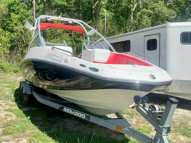 Sea Doo 230 Wake