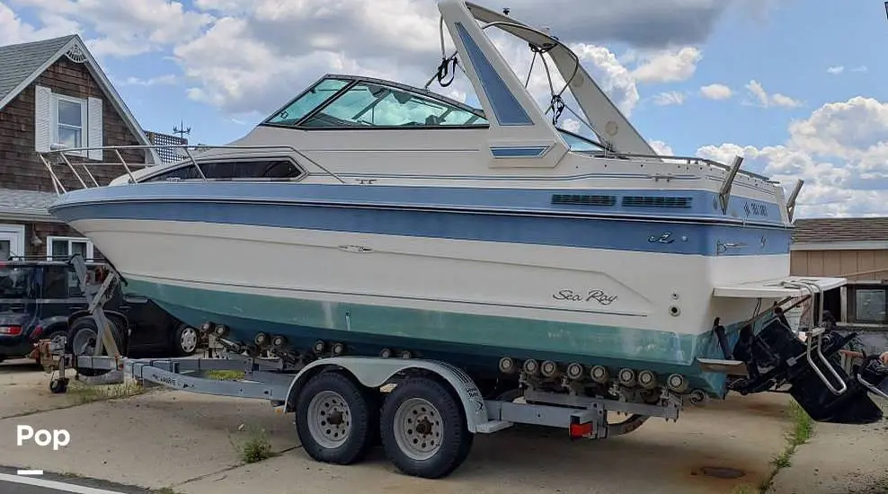 1987 Sea Ray sundancer 260