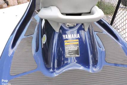 Yamaha Wave Runner VX Cruiser