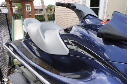 Yamaha Wave Runner VX Cruiser