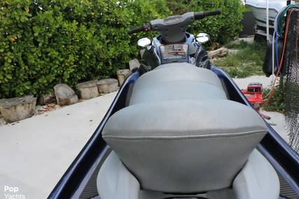 Yamaha Wave Runner VX Cruiser