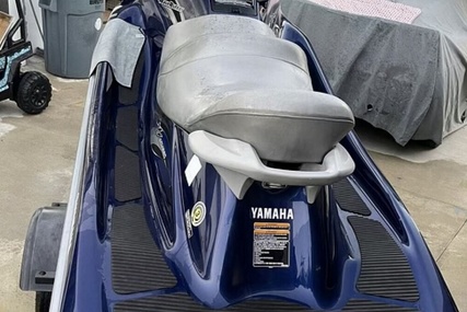 Yamaha Wave Runner VX Cruiser