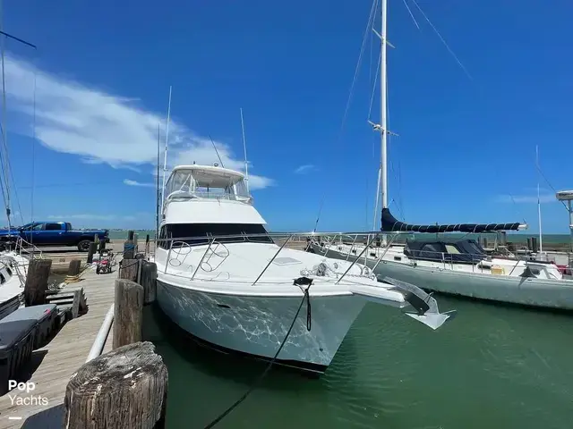 Riviera 43