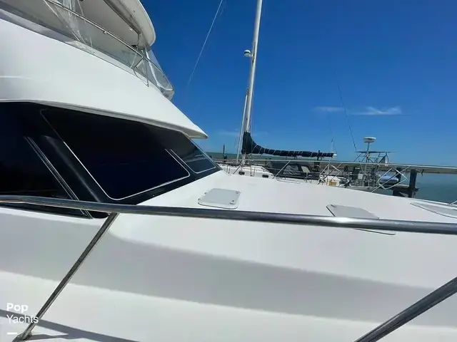 Riviera 43