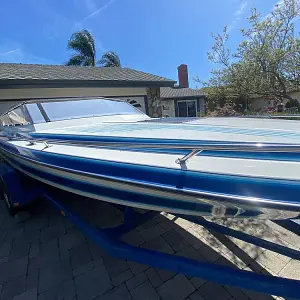 1988 Hardin Marine Empress 21