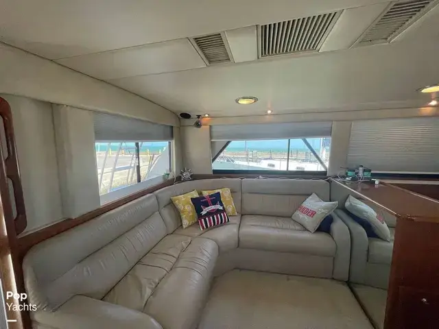 Riviera 43