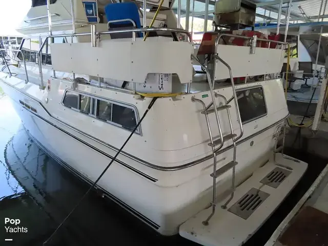 Sea Ray 360 Aft Cabin