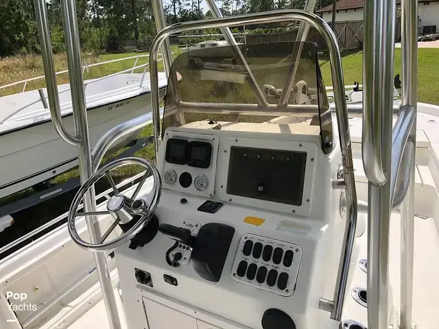 Nauticstar 2200