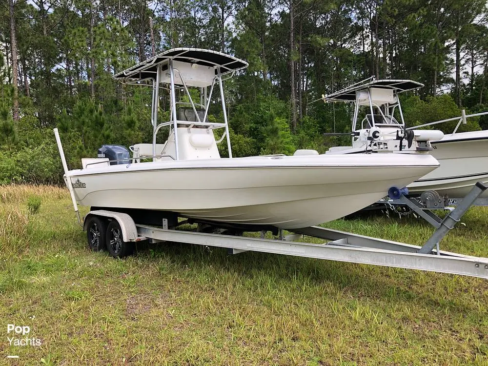 2005 Nauticstar 2200