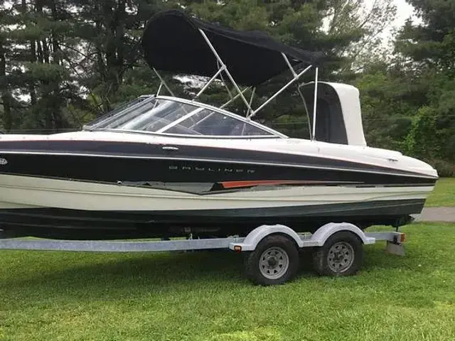 Bayliner 205 Bowrider