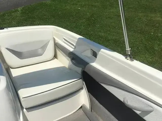 Bayliner 205 Bowrider