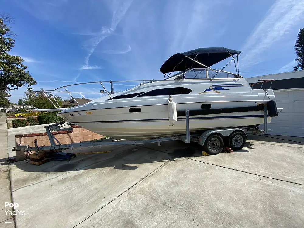 1987 Bayliner 2450