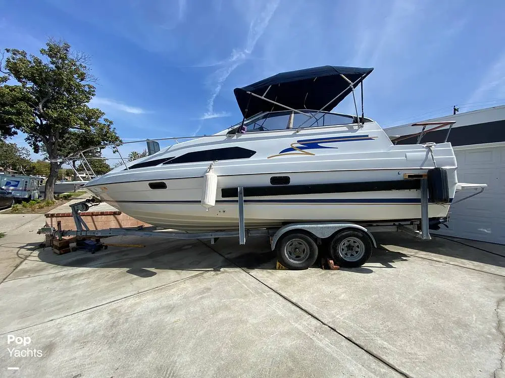 1987 Bayliner 2450