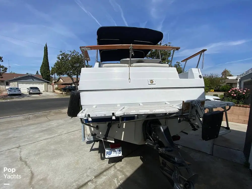 1987 Bayliner 2450