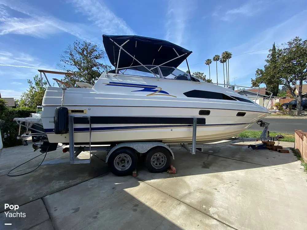 1987 Bayliner 2450