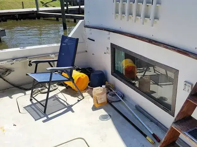 Hatteras 58 Yacht Fish