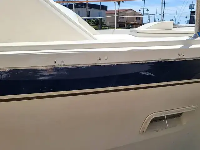 Hatteras 58 Yacht Fish