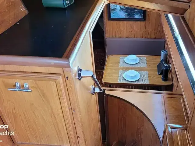 Hatteras 58 Yacht Fish