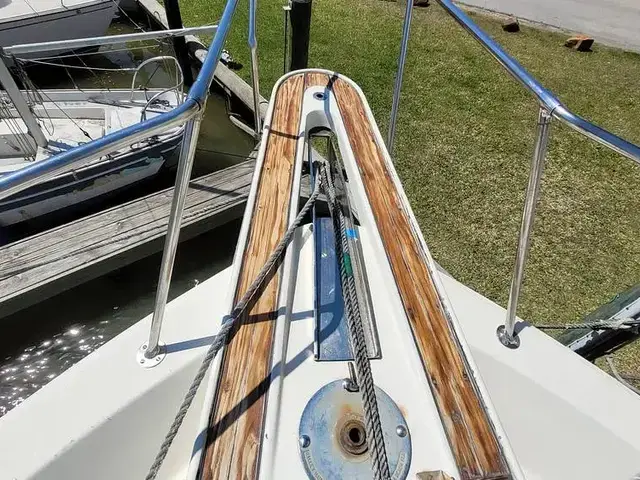 Hatteras 58 Yacht Fish