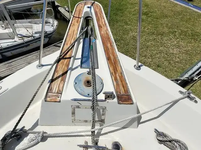 Hatteras 58 Yacht Fish