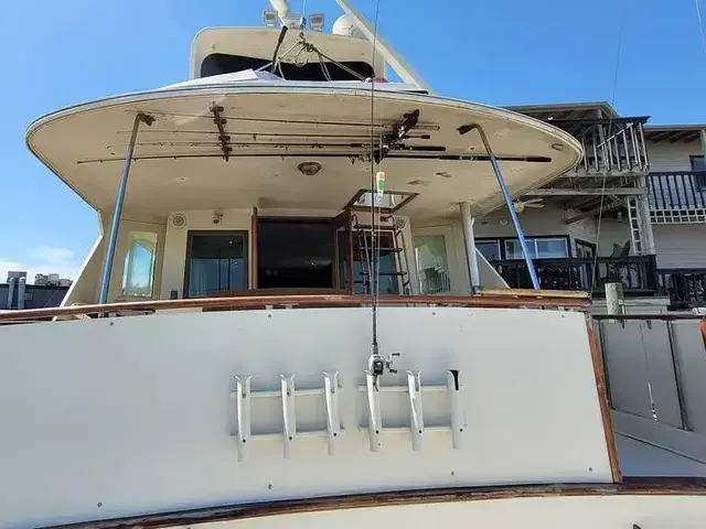 Hatteras 58 Yacht Fish