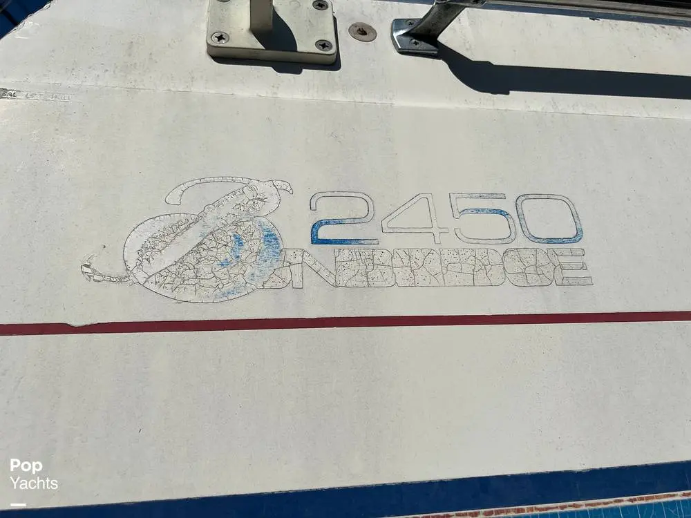 1987 Bayliner 2450 command