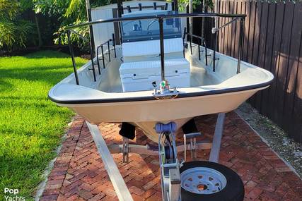 Boston Whaler Montauk 17