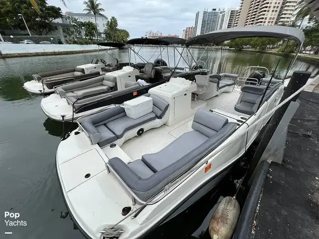 Bayliner XR7