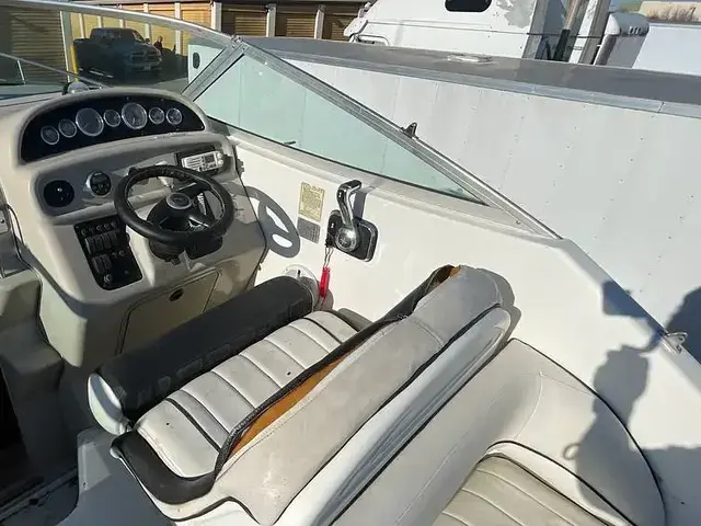 Sea Ray 270 Sundancer