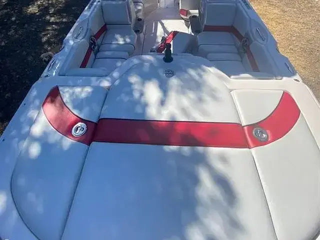 Nautique Boats Super Air Natique 220 Team Edition