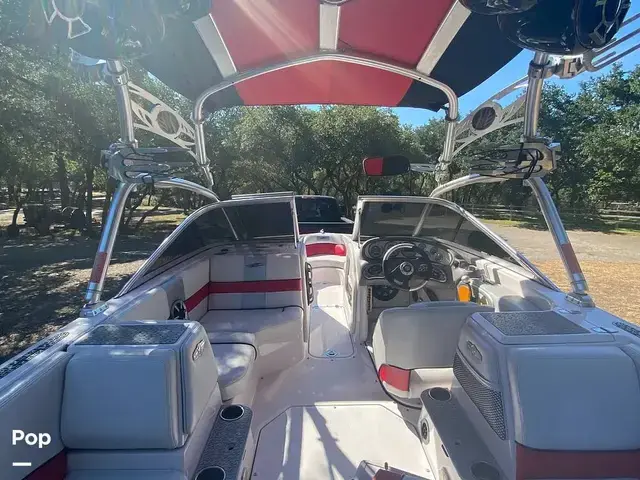 Nautique Boats Super Air Natique 220 Team Edition