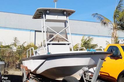 Boston Whaler 19 Guardian