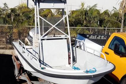 Boston Whaler 19 Guardian