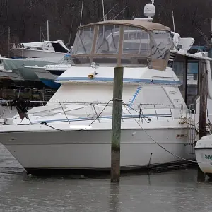 1989 Sea Ray 440 Aft Cabin