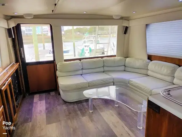 Viking Yachts 53 Convertible