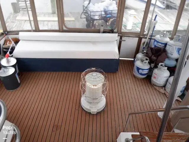 Sea Ray 440 Aft Cabin