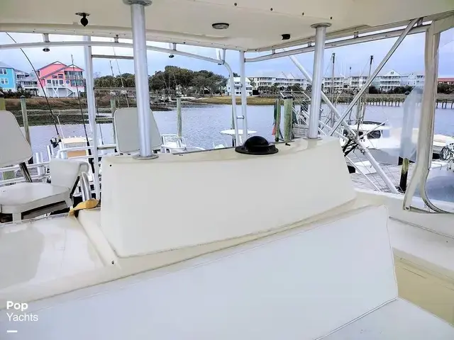 Viking Yachts 53 Convertible